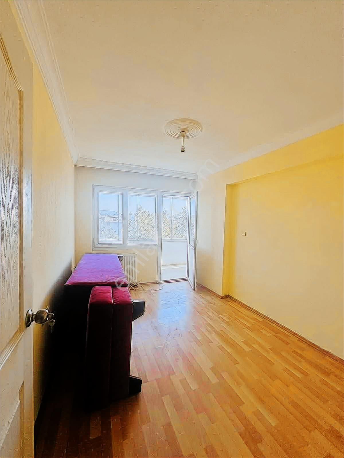 Buca Yenigün Mahallesin'de 3+1 Kiralık Daıre - Görsel 8