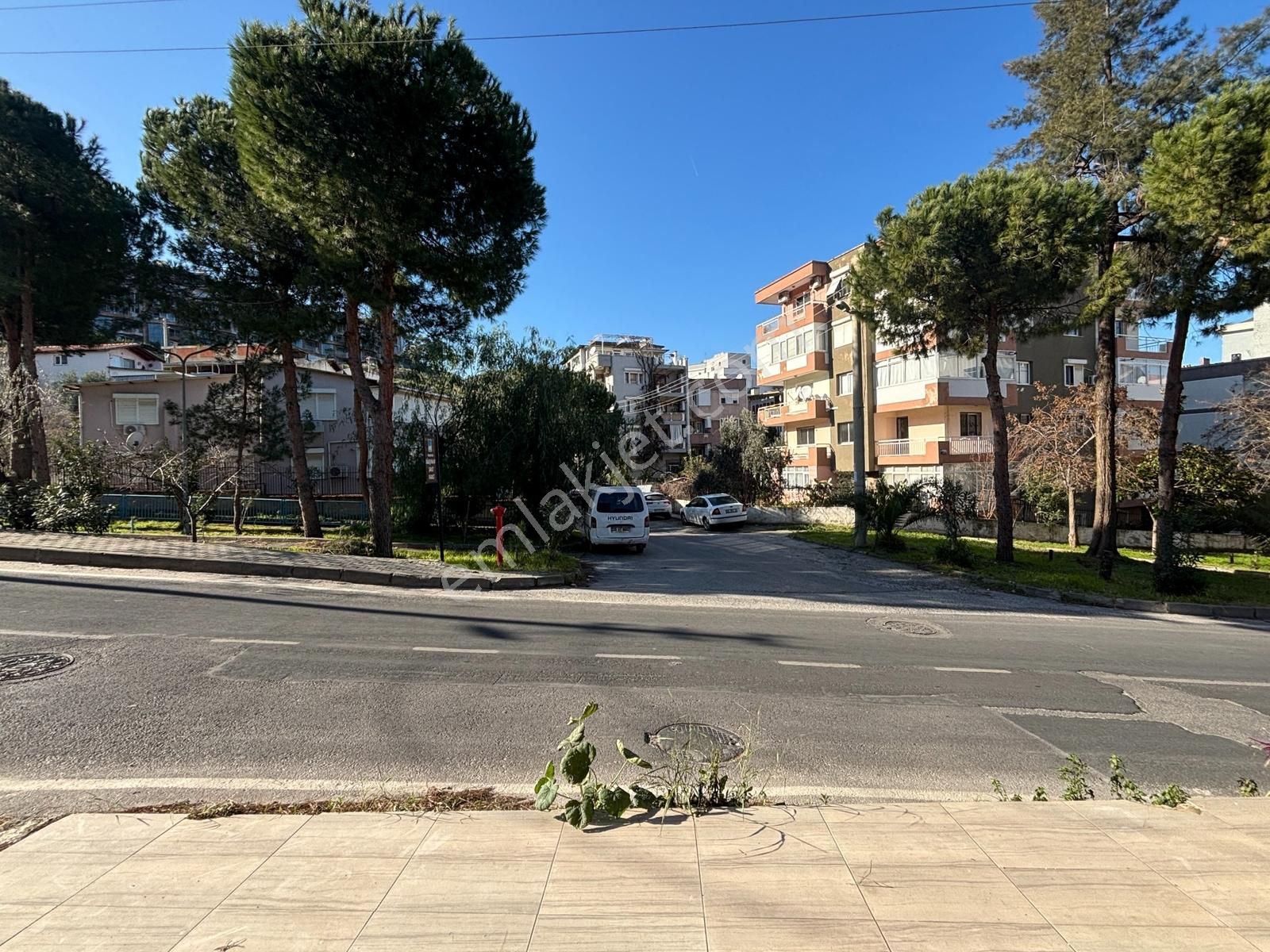 İzmir Narlıderede 45 M2 + 20 M2 Ön Kullanımlı Kiralık Dükkan - Görsel 6