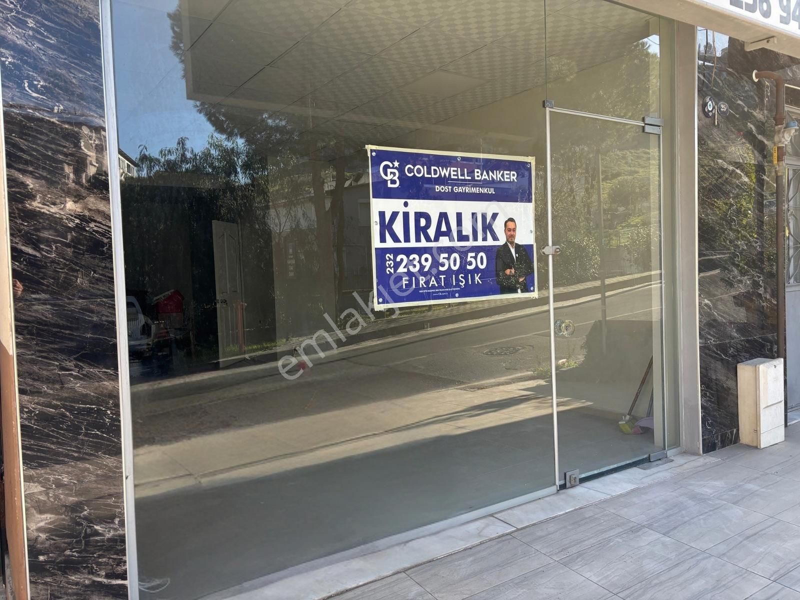 İzmir Narlıderede 45 M2 + 20 M2 Ön Kullanımlı Kiralık Dükkan - Görsel 2