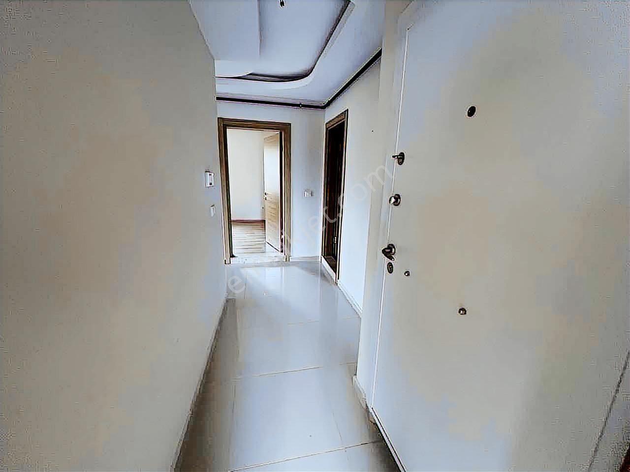 Narlıdere Limanreis Mah'de Sahile 3 Dk Lık Mesefade 3+1 Daire - Görsel 30