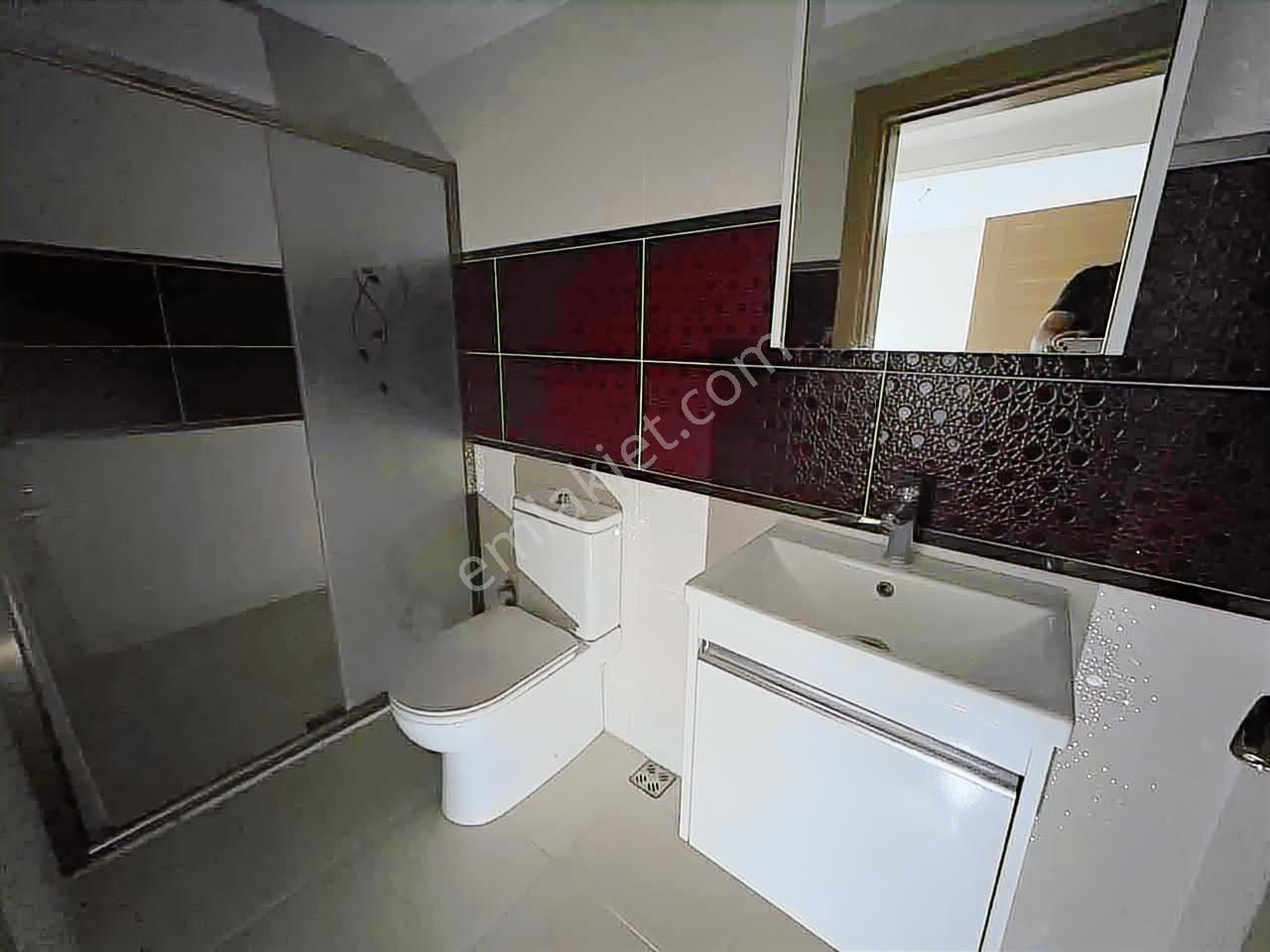 Narlıdere Limanreis Mah'de Sahile 3 Dk Lık Mesefade 3+1 Daire - Görsel 2