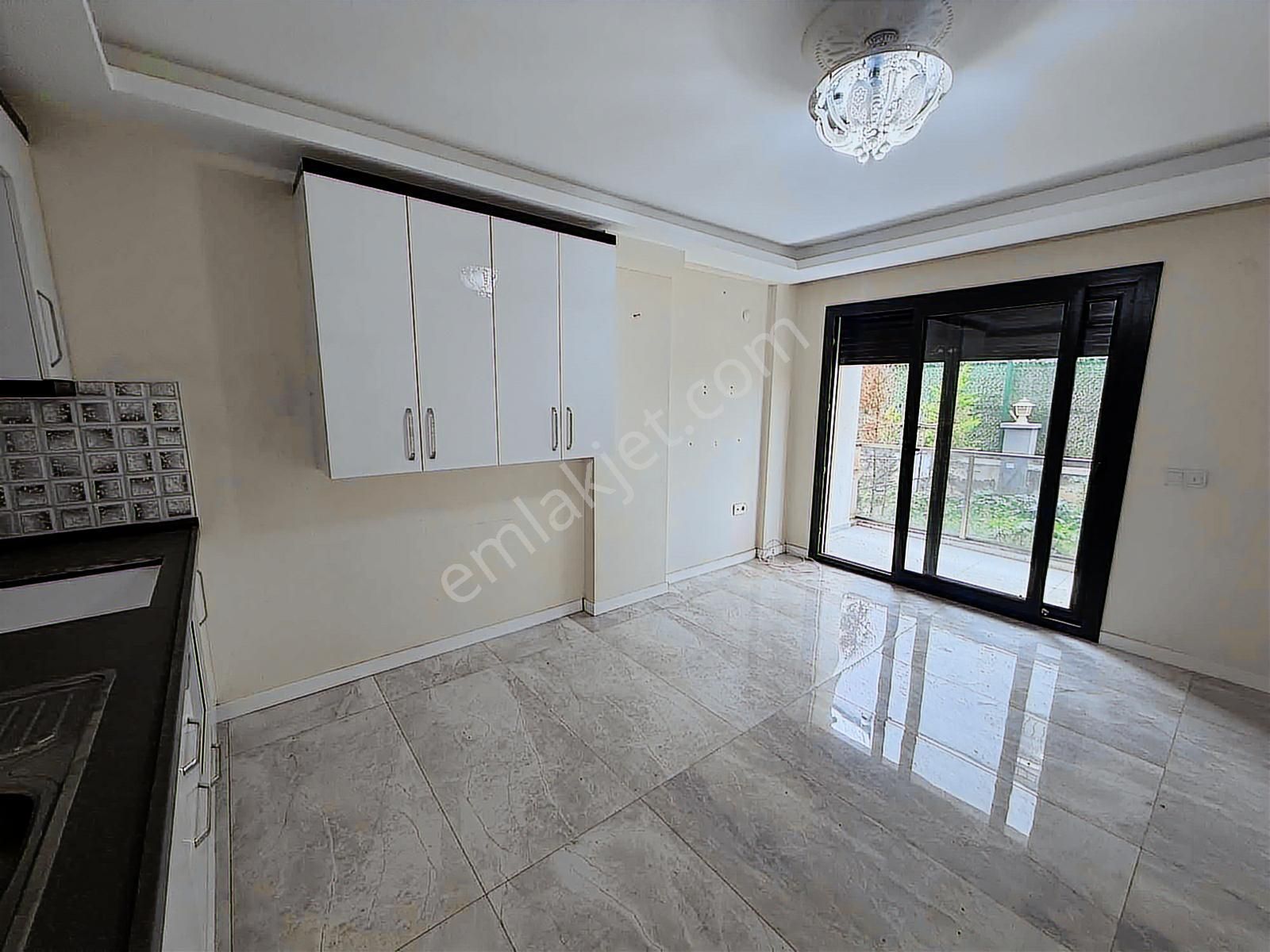 Yelki'de Bahçeli 1+1 Satılık Daire