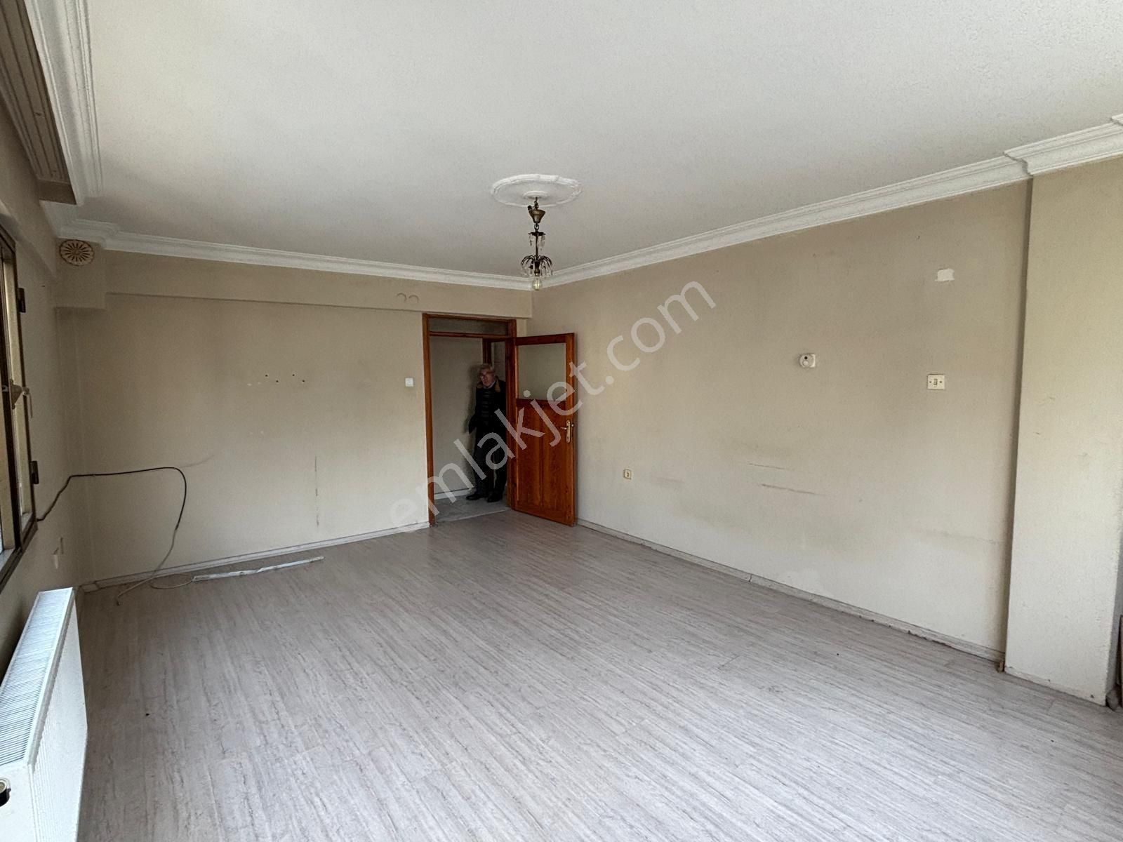 Narlıderede Kiralık 3+1 Ferah Daire - Görsel 2