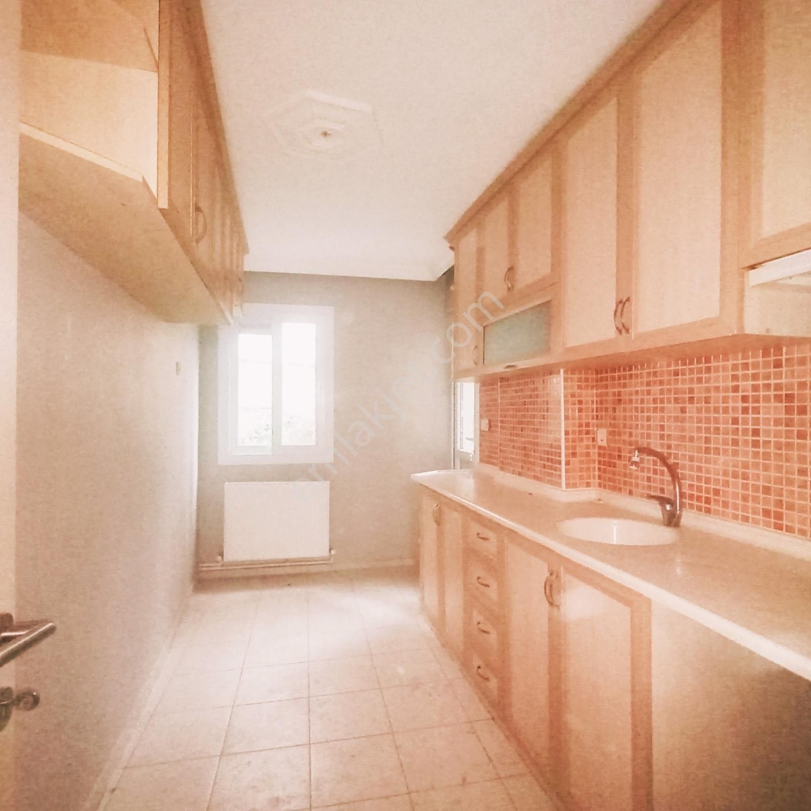 Konak 2.karantina'da 115 M2 Çift Wc 3+1 Daire - Görsel 6