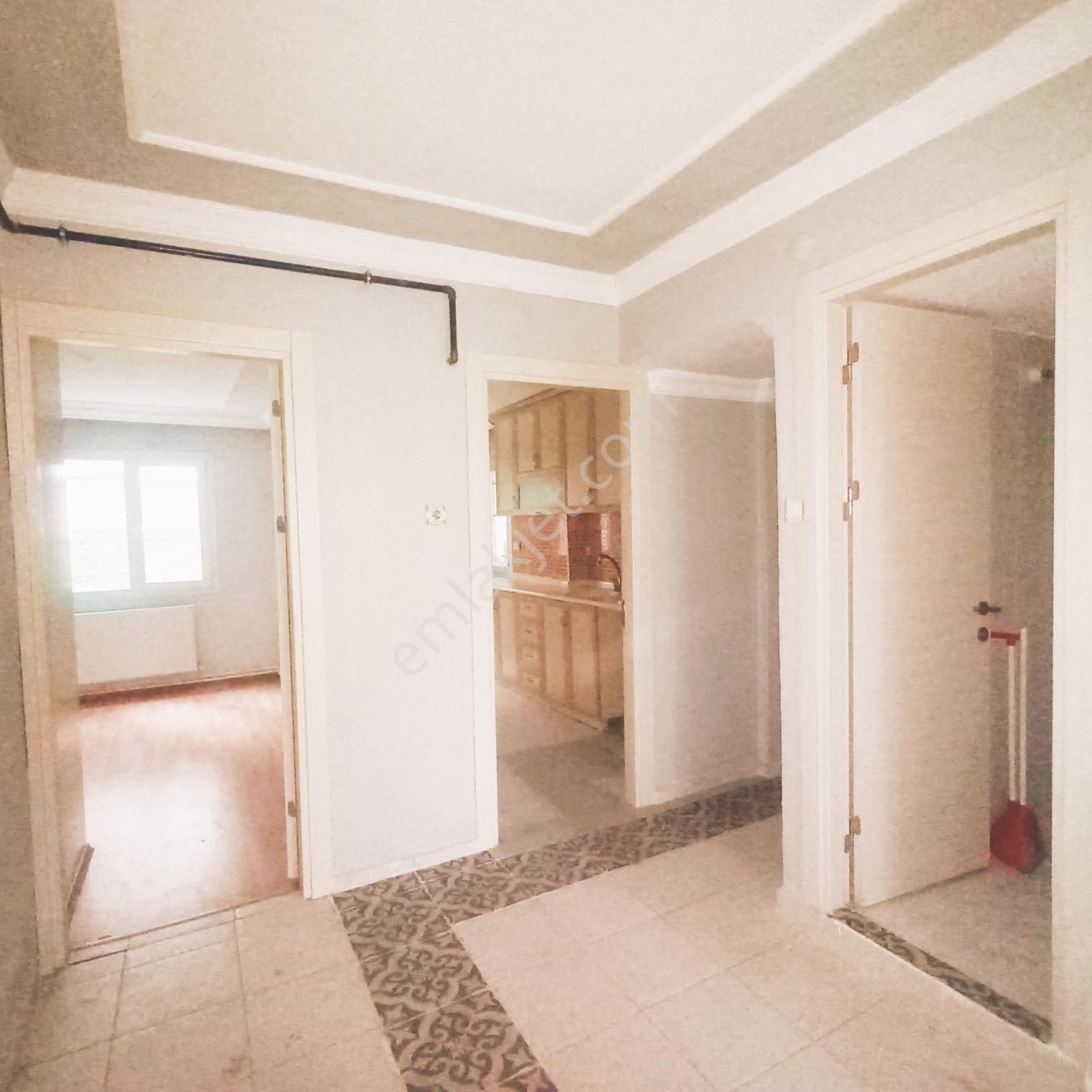 Konak 2.karantina'da 115 M2 Çift Wc 3+1 Daire - Görsel 17