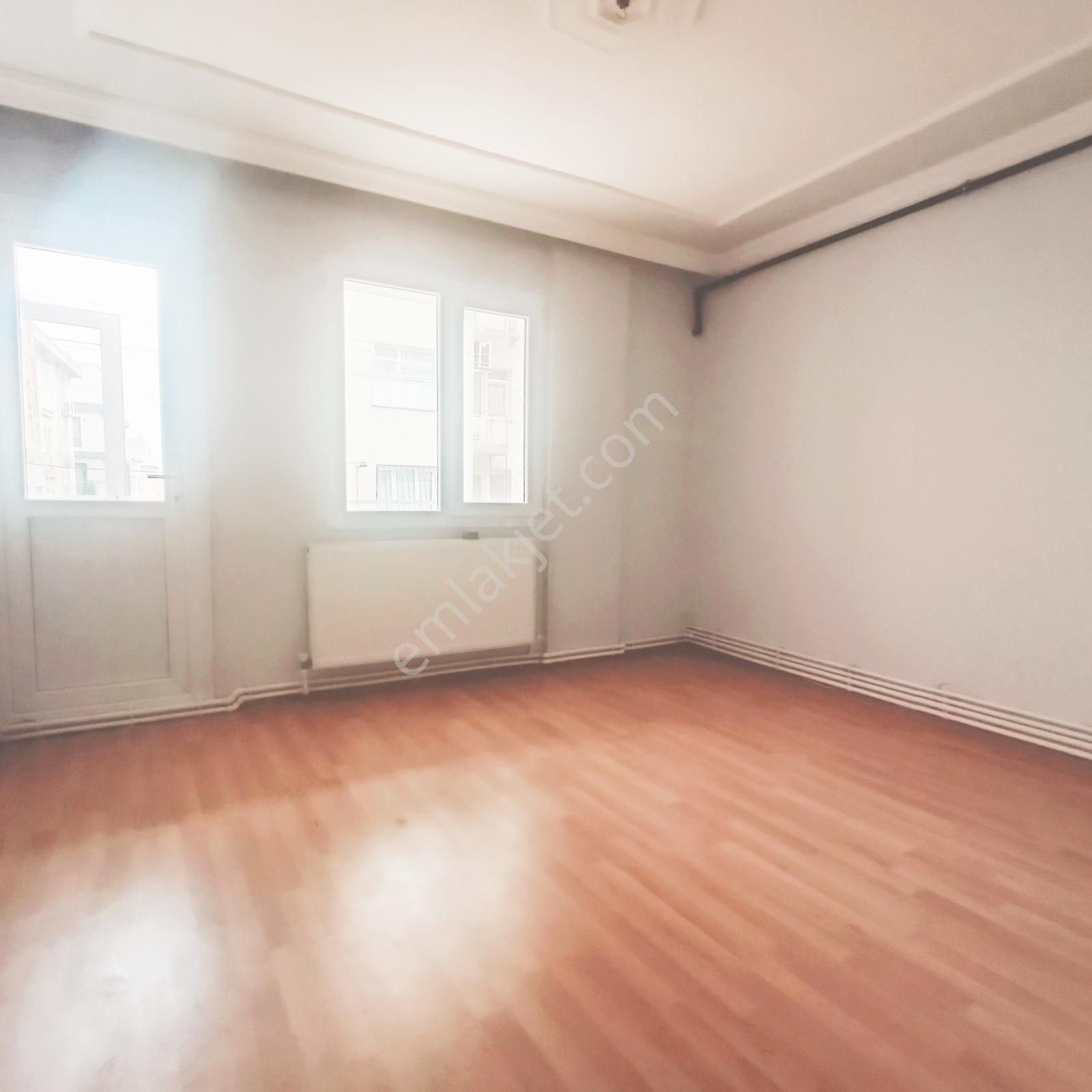 Konak 2.karantina'da 115 M2 Çift Wc 3+1 Daire - Görsel 13