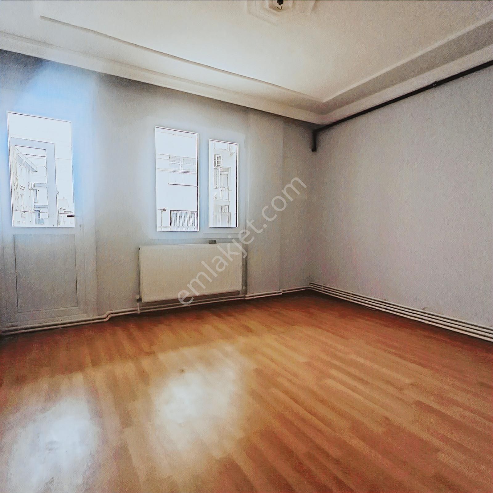 Konak 2.karantina'da 115 M2 Çift Wc 3+1 Daire - Görsel 14