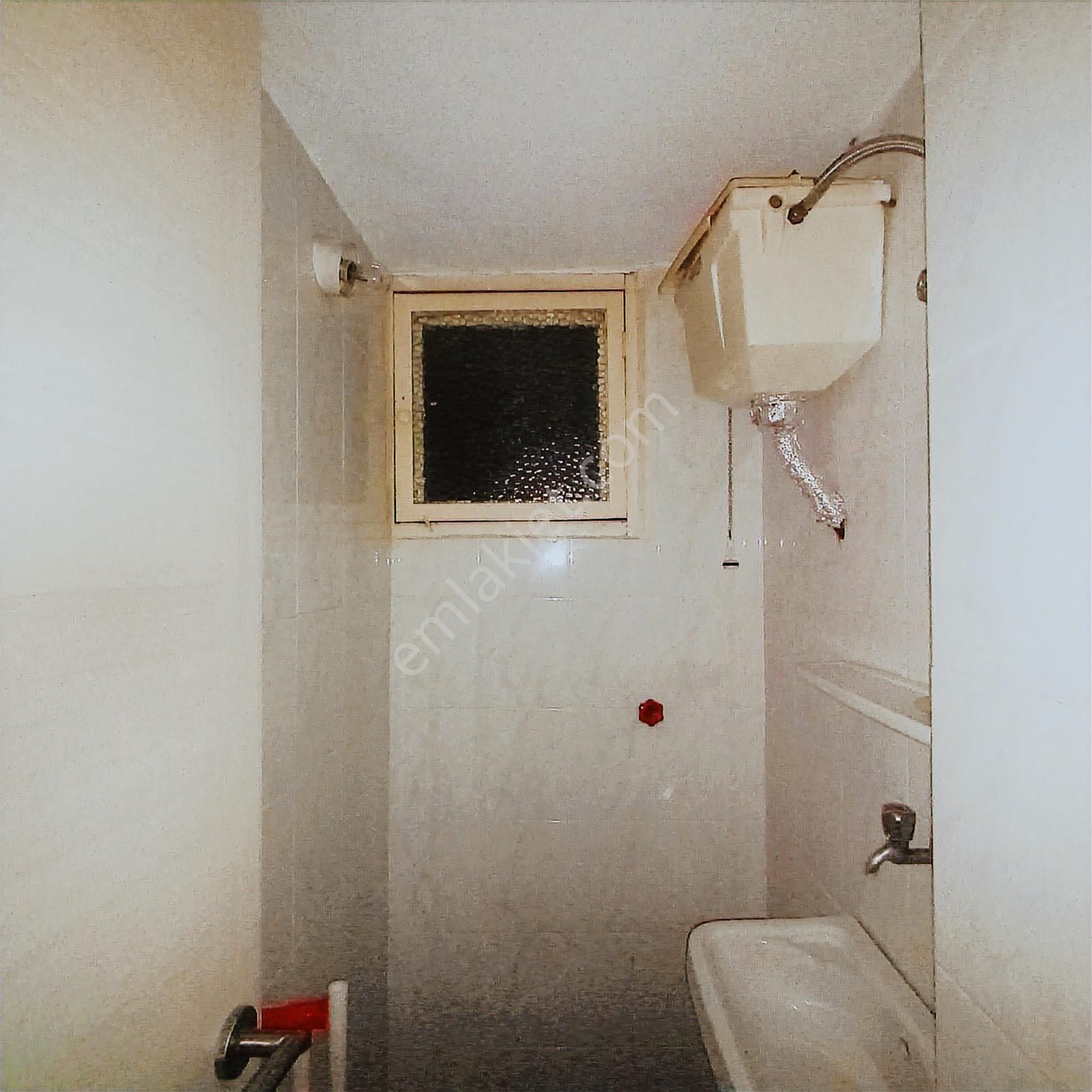 Konak 2.karantina'da 115 M2 Çift Wc 3+1 Daire - Görsel 8