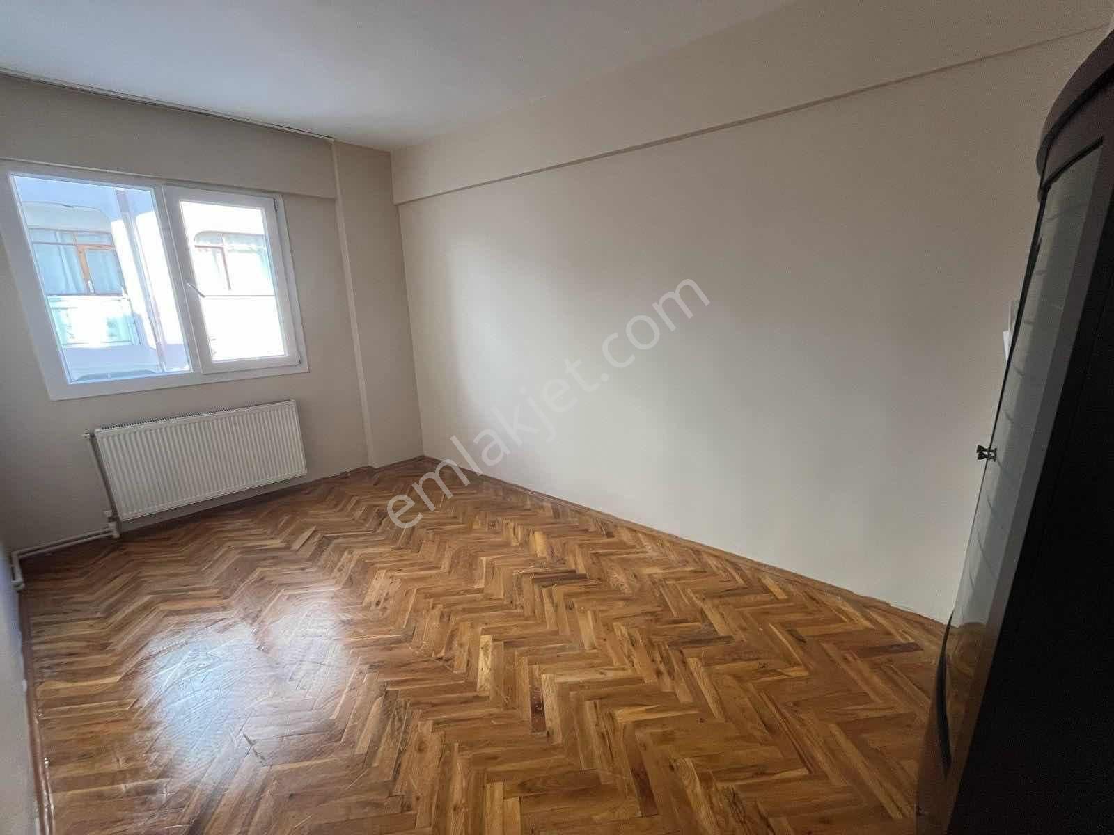 Balçova Korutürk Mah'de Geniş 3+1 Kiralık Daire - Görsel 25