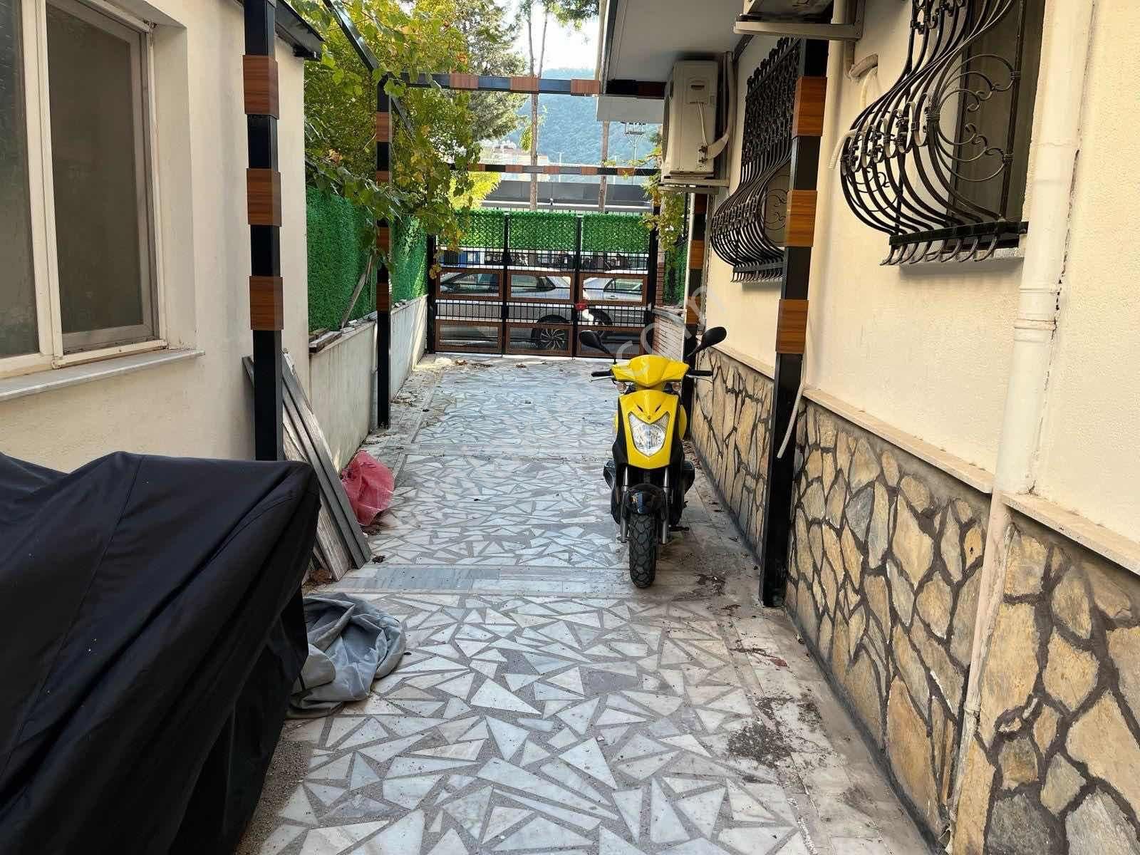 Balçova Korutürk Mah'de Geniş 3+1 Kiralık Daire - Görsel 15