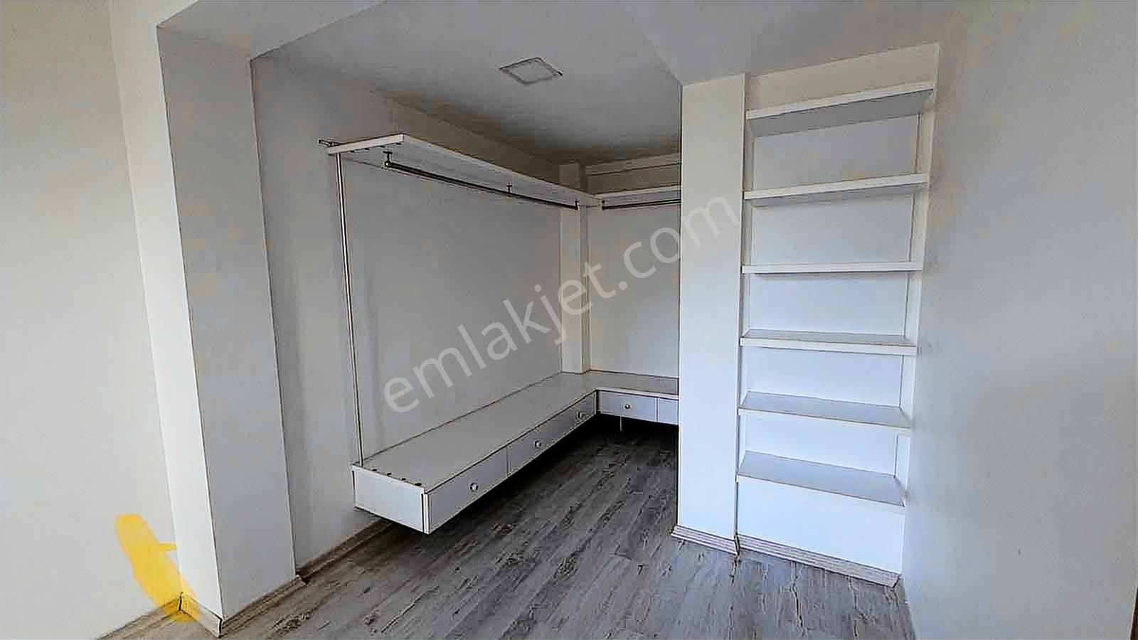 Mustafa Kemal Paşa Mah'de Kendine Ait Bahçeli 1+1 Daire - Görsel 12