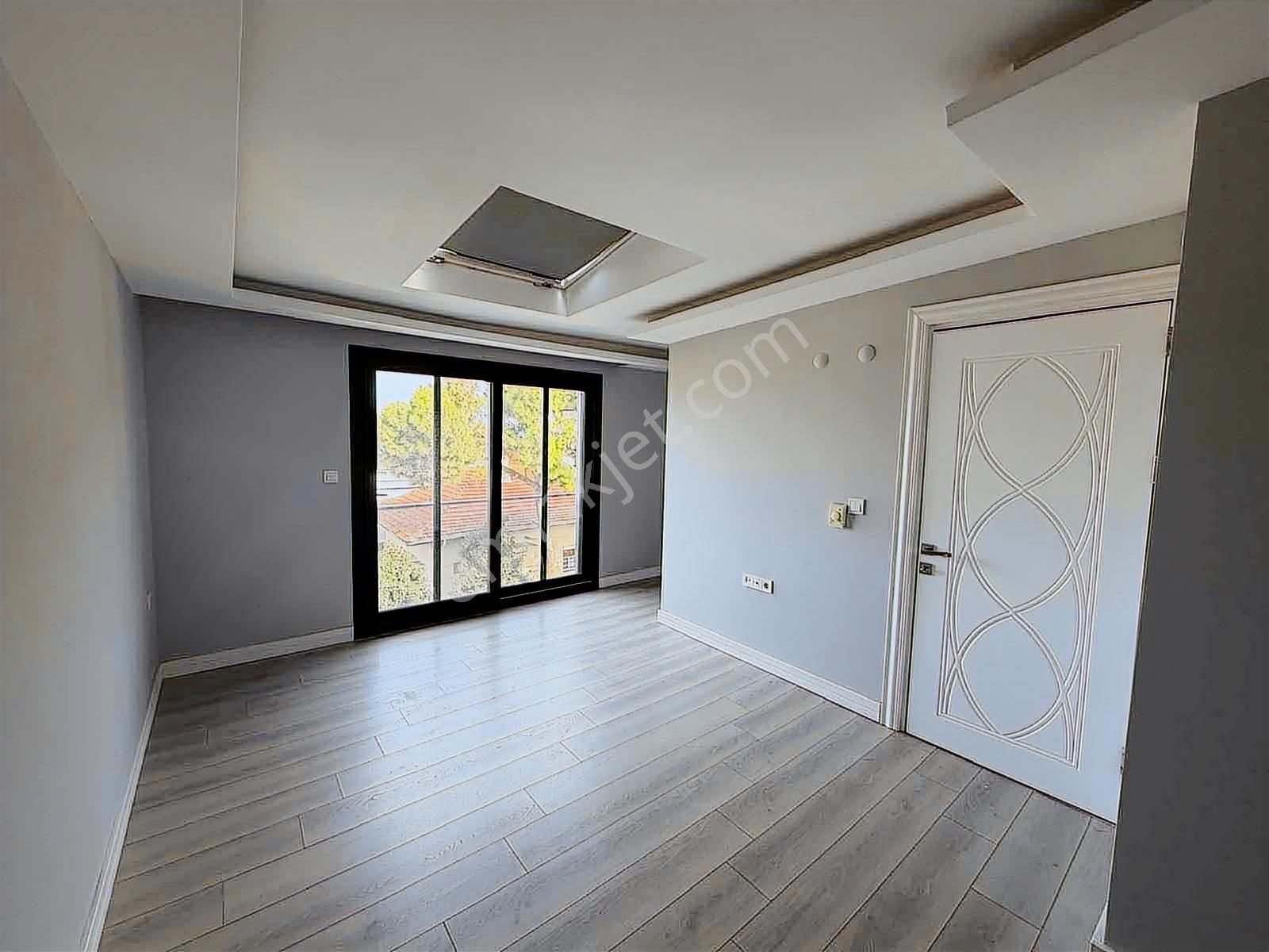 Narlıdere Limanreis'te Deniz Manzaralı 3+1 Dubleks Daire - Görsel 11