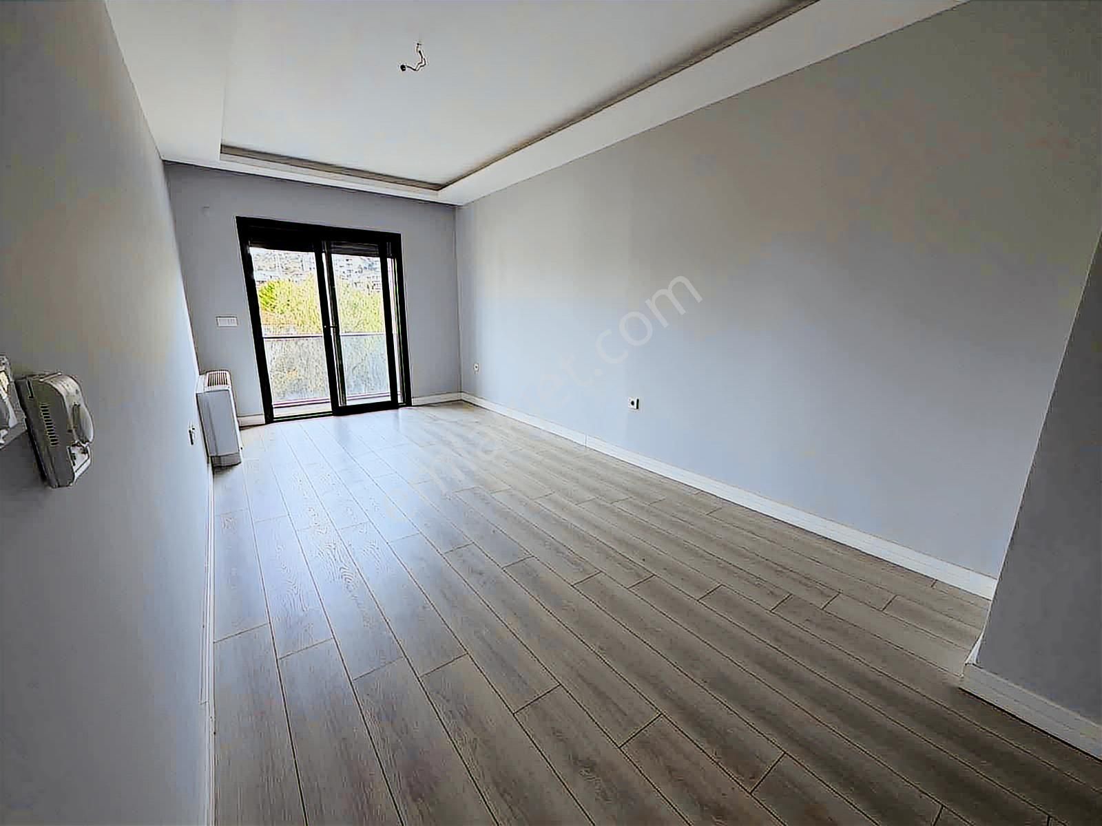 Narlıdere Limanreis'te Deniz Manzaralı 3+1 Dubleks Daire - Görsel 23