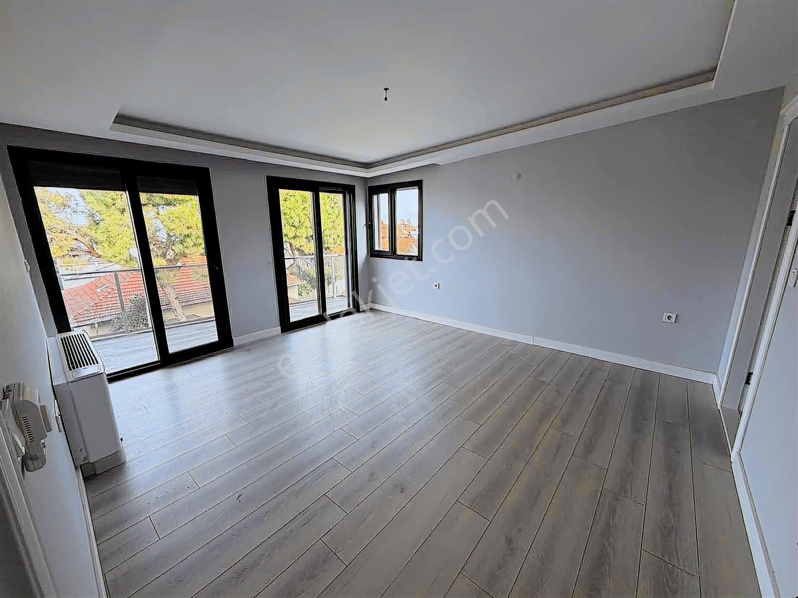 Narlıdere Limanreis'te Deniz Manzaralı 3+1 Dubleks Daire - Görsel 26