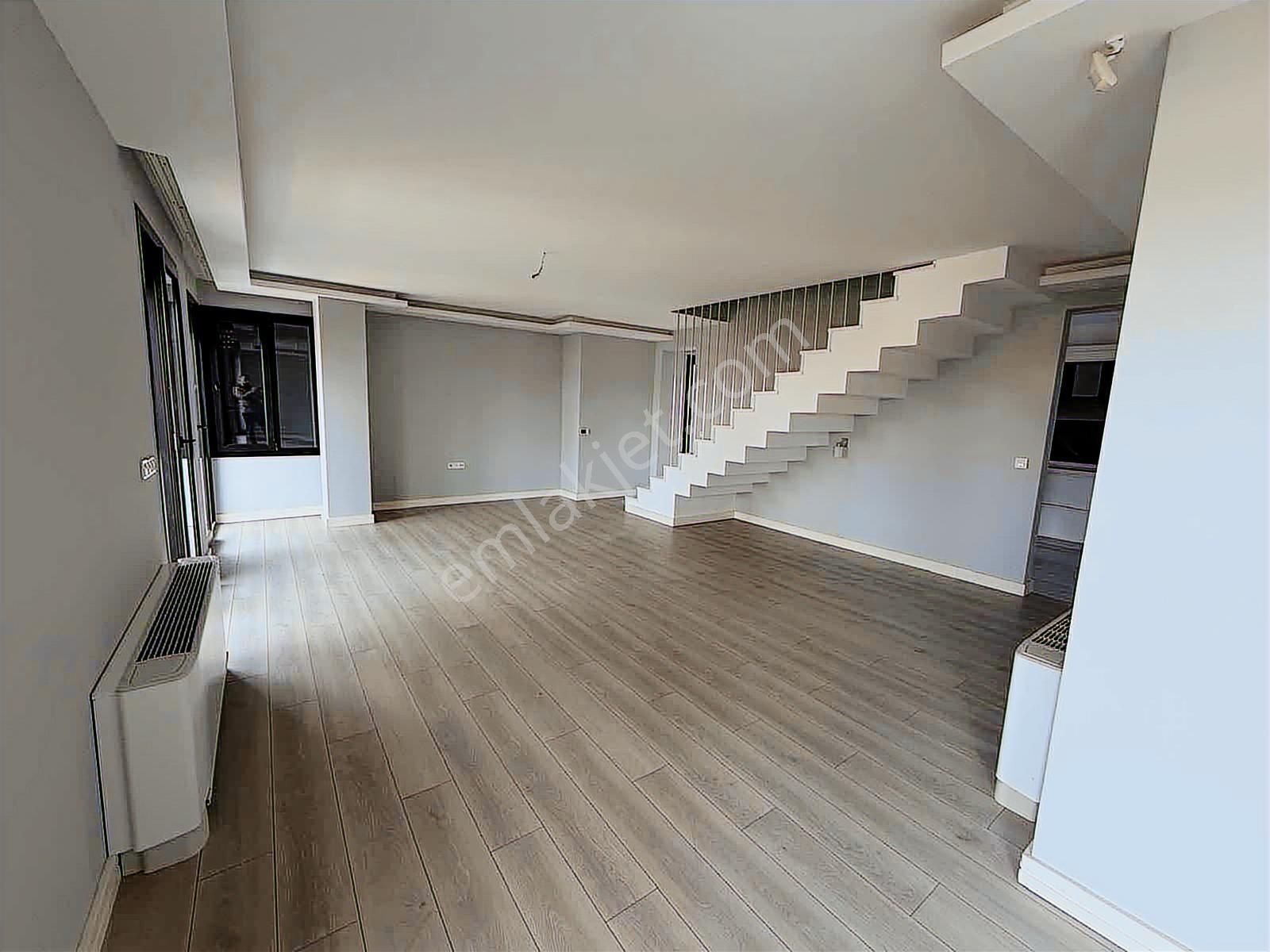 Narlıdere Limanreis'te Deniz Manzaralı 3+1 Dubleks Daire - Görsel 19