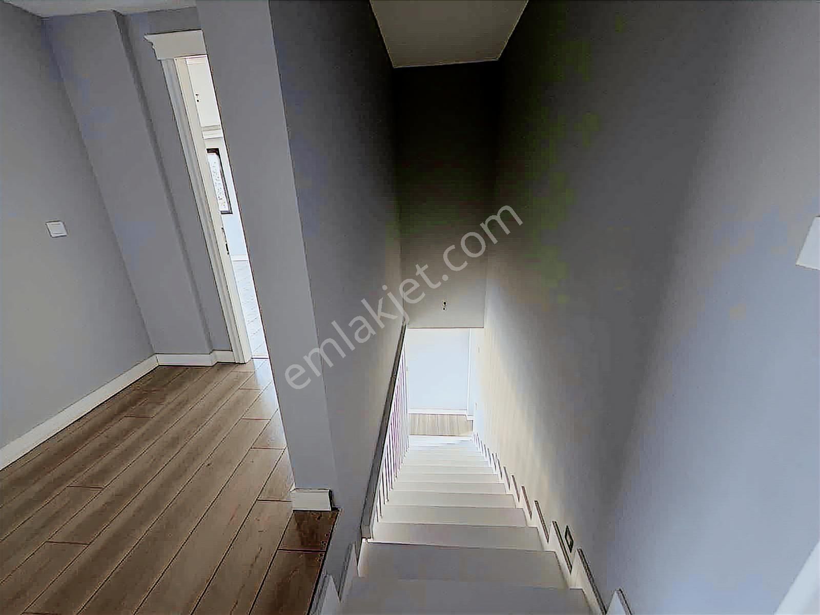 Narlıdere Limanreis'te Deniz Manzaralı 3+1 Dubleks Daire - Görsel 21