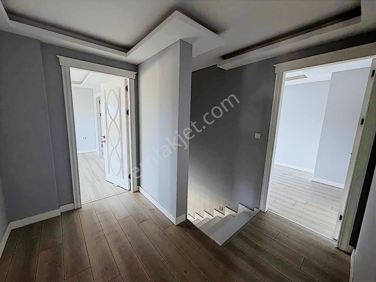 Narlıdere Limanreis'te Deniz Manzaralı 3+1 Dubleks Daire - Görsel 24