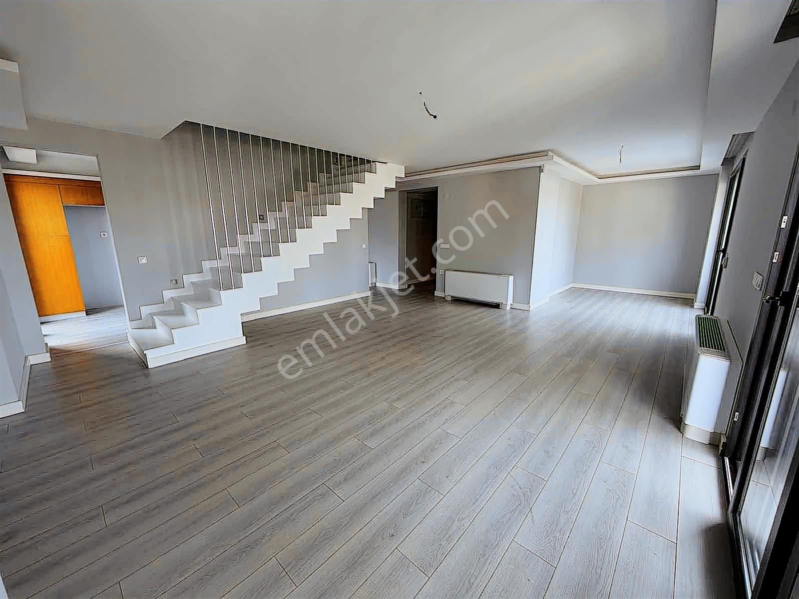 Narlıdere Limanreis'te Deniz Manzaralı 3+1 Dubleks Daire - Görsel 28