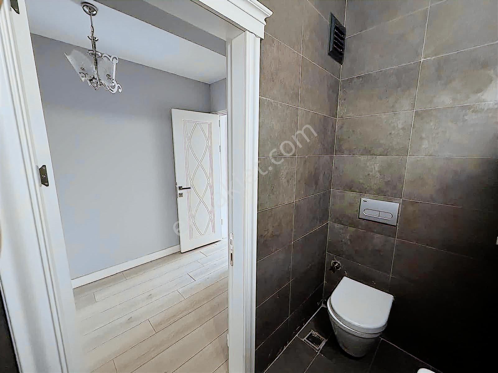 Narlıdere Limanreis'te Deniz Manzaralı 3+1 Dubleks Daire - Görsel 22