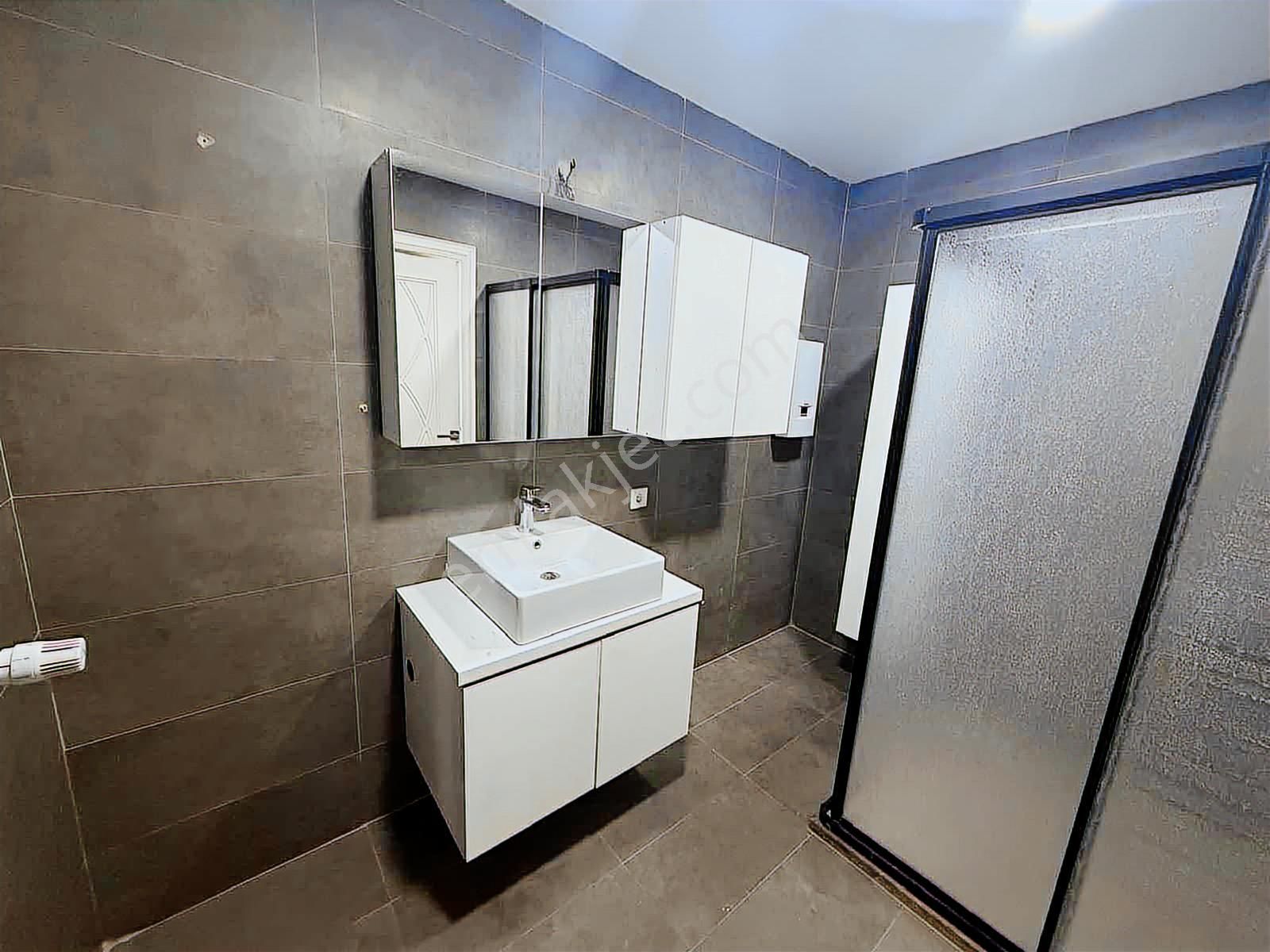 Narlıdere Limanreis'te Deniz Manzaralı 3+1 Dubleks Daire - Görsel 15