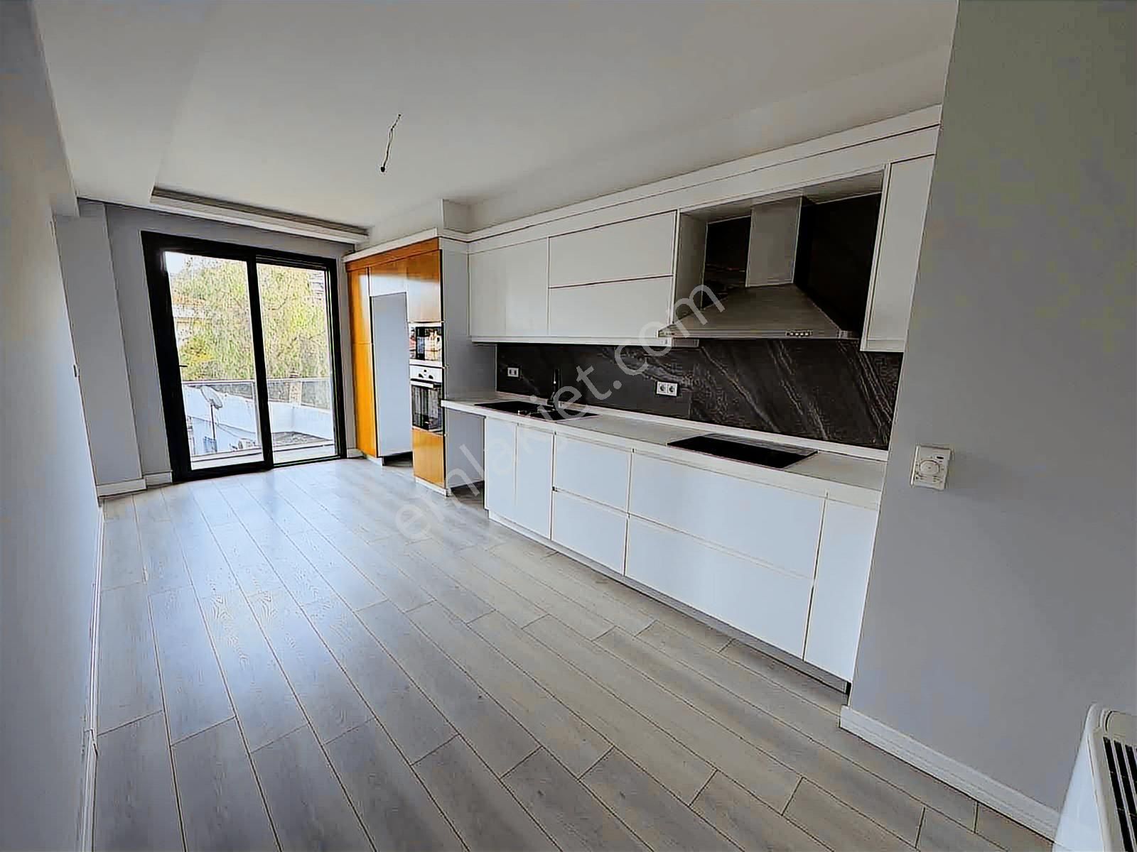 Narlıdere Limanreis'te Deniz Manzaralı 3+1 Dubleks Daire - Görsel 13