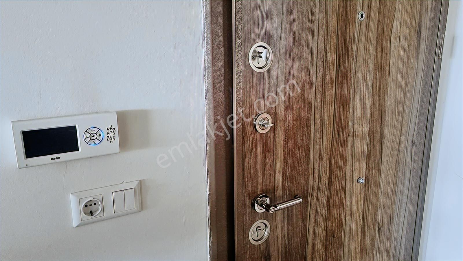 Bozyaka'da Teraslı, Kapalı Mutfaklı, Geniş 2+1 Daire - Görsel 31