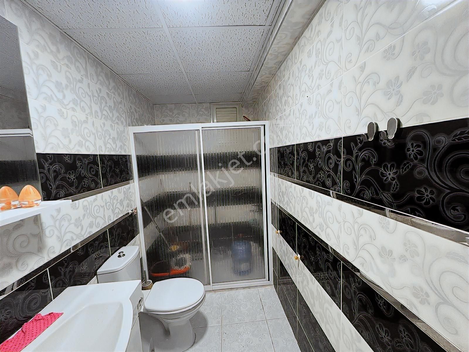 Bozyaka'da Teraslı, Kapalı Mutfaklı, Geniş 2+1 Daire - Görsel 21