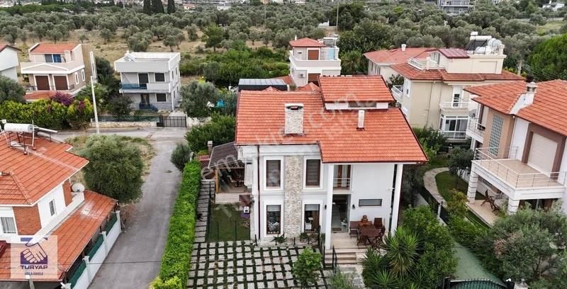 Urla Çeşmealtı Tam Müstakil 7+1 Saunalı Villa