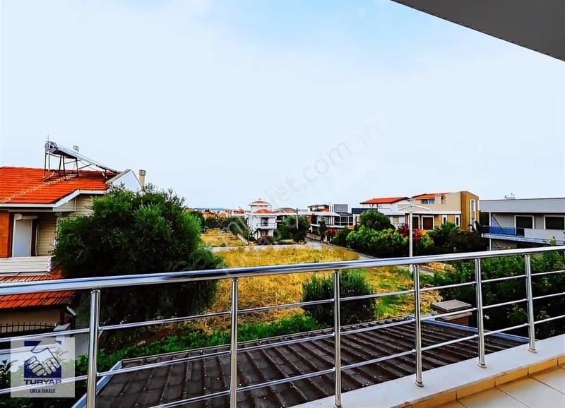 Urla Çeşmealtı Tam Müstakil 7+1 Saunalı Villa - Görsel 10