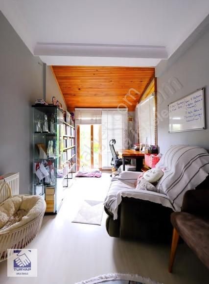 Urla Çeşmealtı Tam Müstakil 7+1 Saunalı Villa - Görsel 7