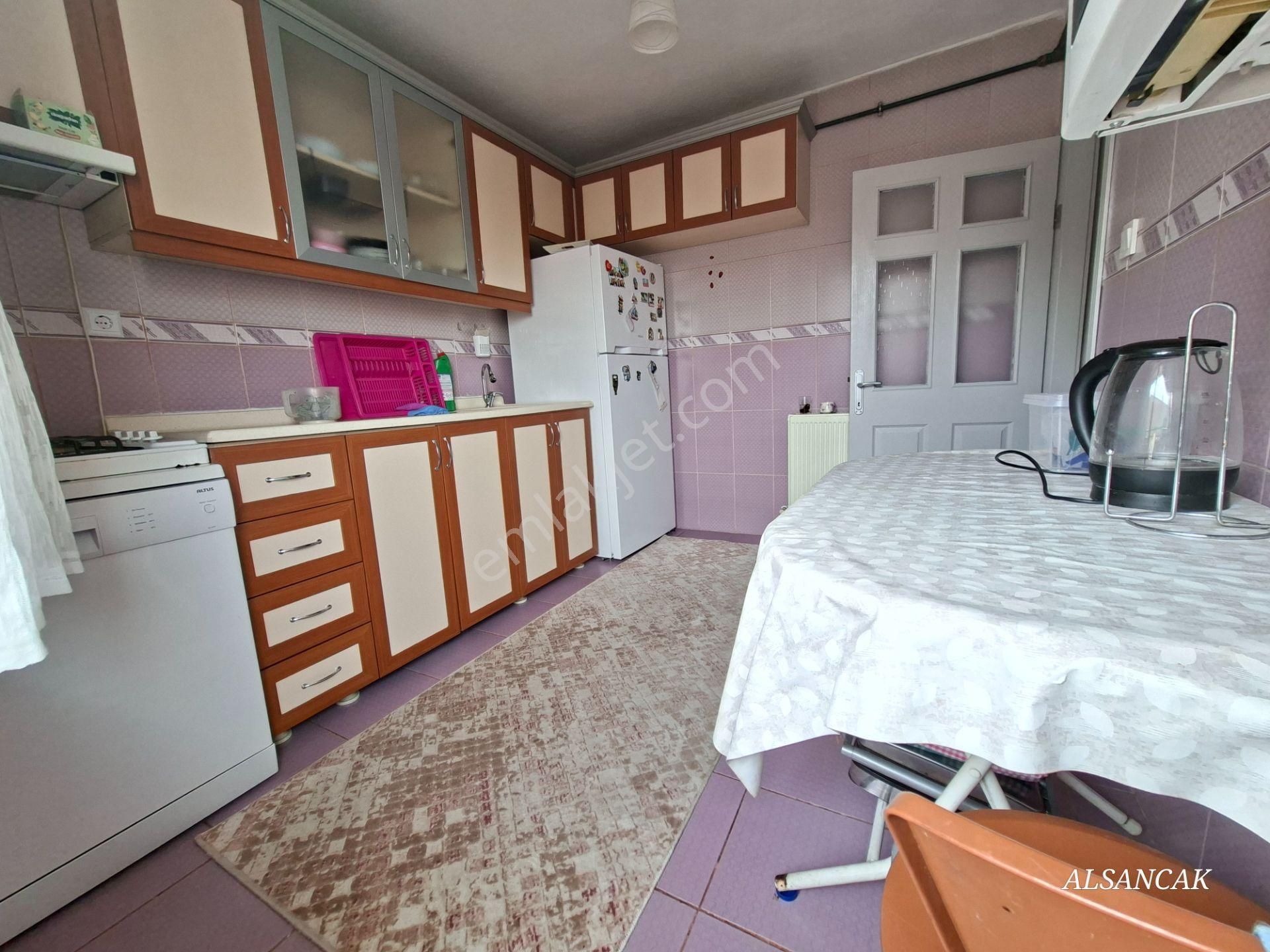 Alsancak Merkezde 4+1 Ön Cephe Teraslı Dubleks Krediye Uygun - Görsel 6