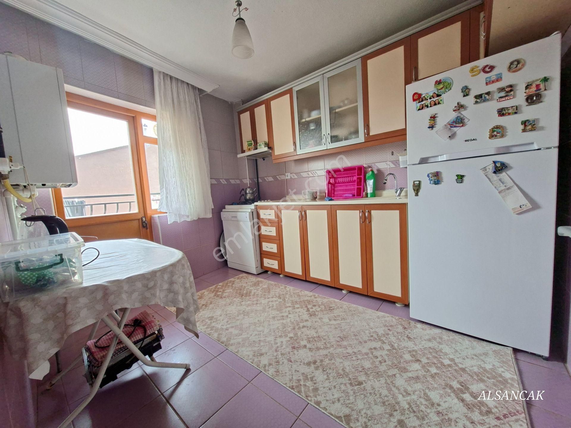 Alsancak Merkezde 4+1 Ön Cephe Teraslı Dubleks Krediye Uygun - Görsel 4
