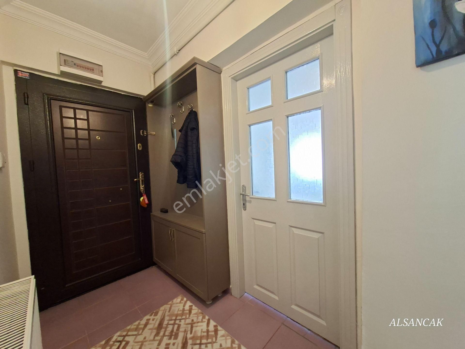 Alsancak Merkezde 4+1 Ön Cephe Teraslı Dubleks Krediye Uygun - Görsel 12