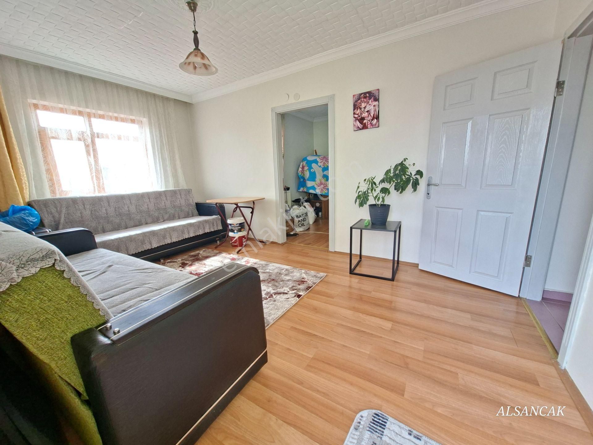 Alsancak Merkezde 4+1 Ön Cephe Teraslı Dubleks Krediye Uygun - Görsel 27