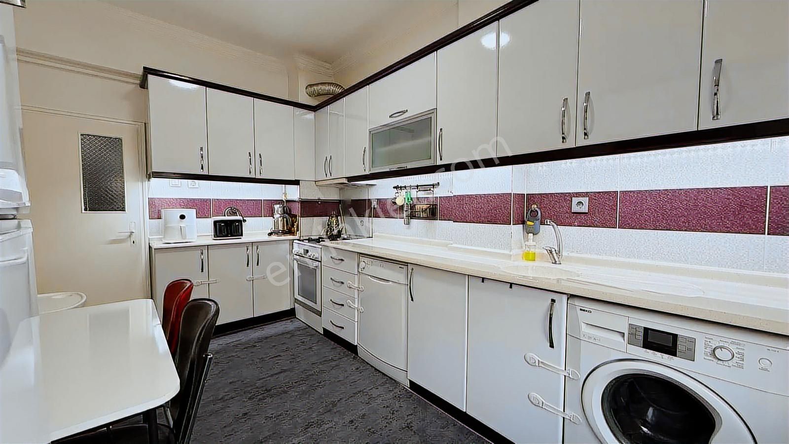 Yeni Mahalle De Merkezi Konumda İçi Ful Yapılı 3+1 Satılık Daire - Görsel 31