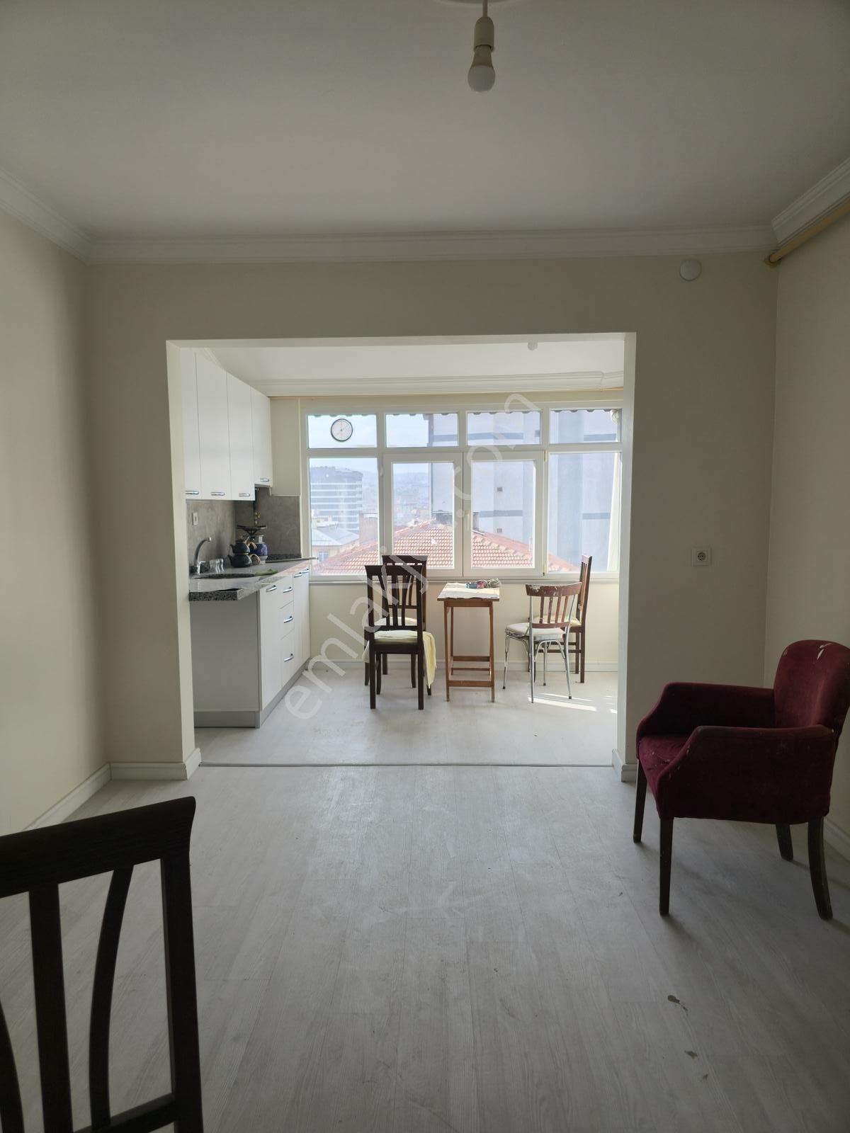 Pendik Güzelyalıda 3+1 Satılık Daire - Görsel 7
