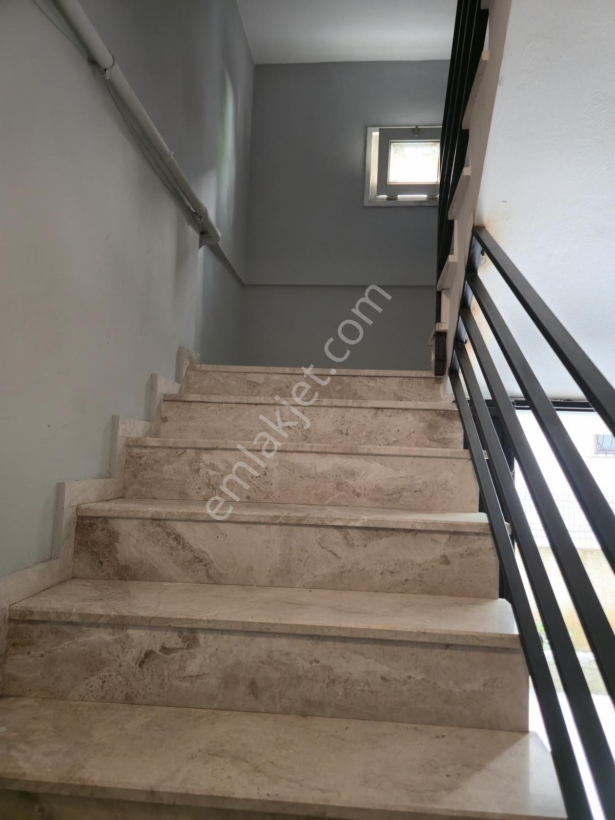 Pendik Güzelyalıda 3+1 Satılık Daire - Görsel 4