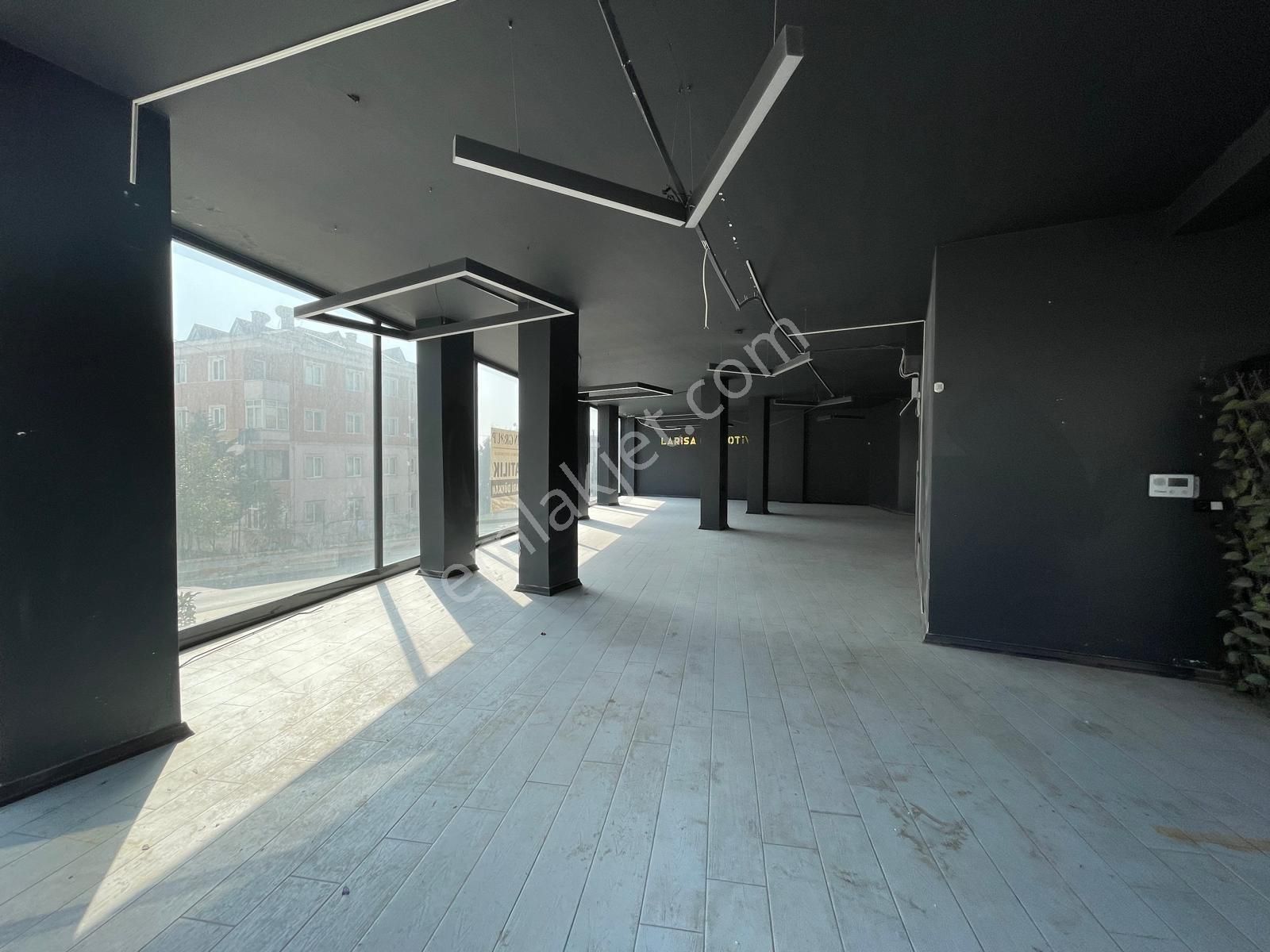 Chn Group Gayrimenkul'den Satılık Ticari Dükkan - Görsel 2