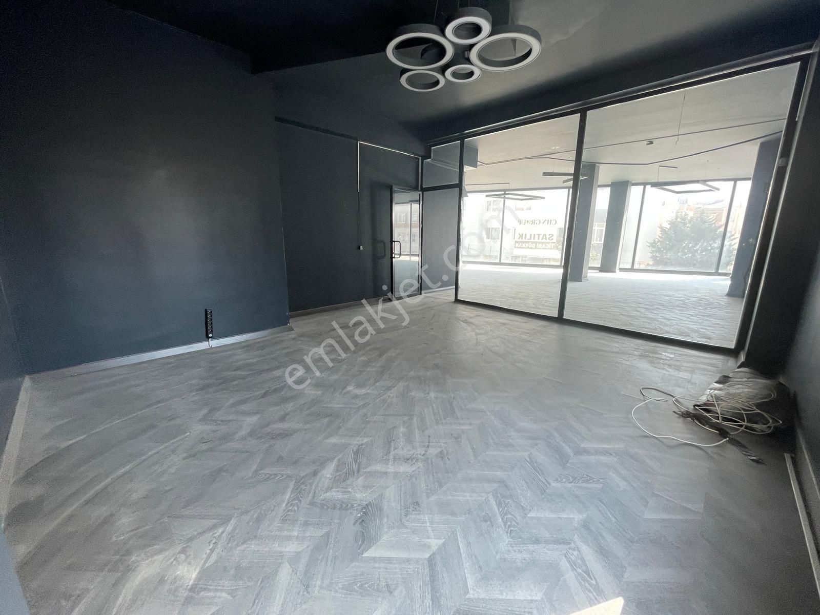 Chn Group Gayrimenkul'den Satılık Ticari Dükkan - Görsel 13