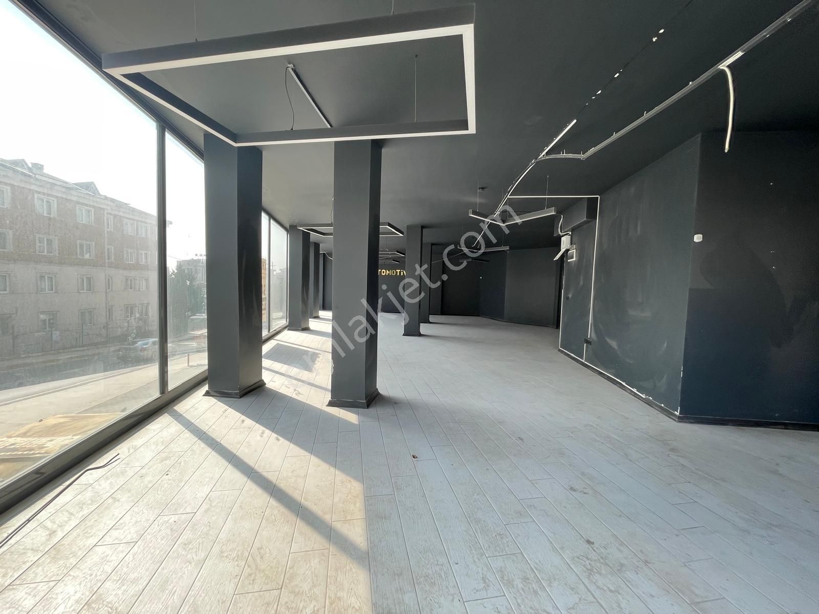 Chn Group Gayrimenkul'den Satılık Ticari Dükkan - Görsel 11