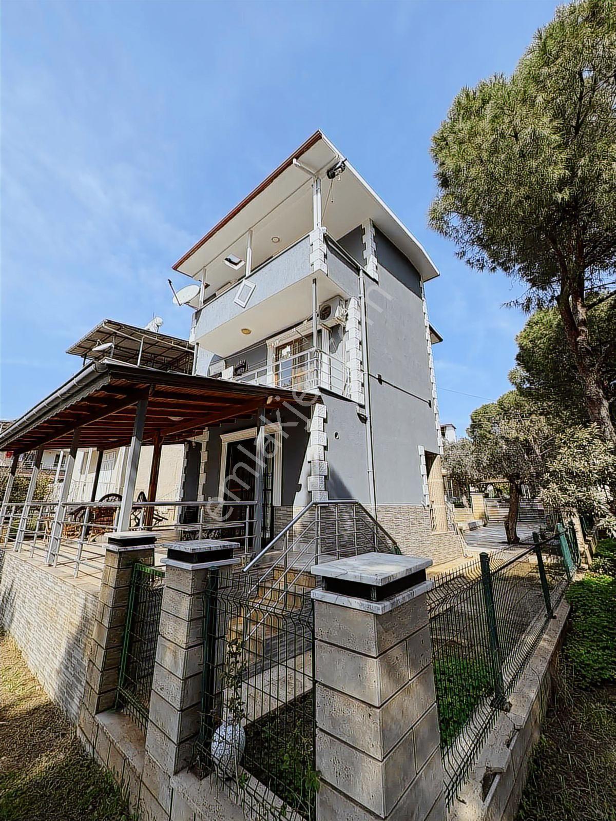 Denize 300m Tam Müstakil Villa - Görsel 16