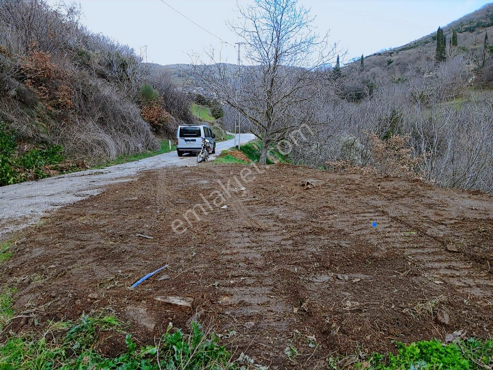 İzmir Tire Büyükkemerdere Satılık Asfalt Yola Cepheli Bahçe - Görsel 5
