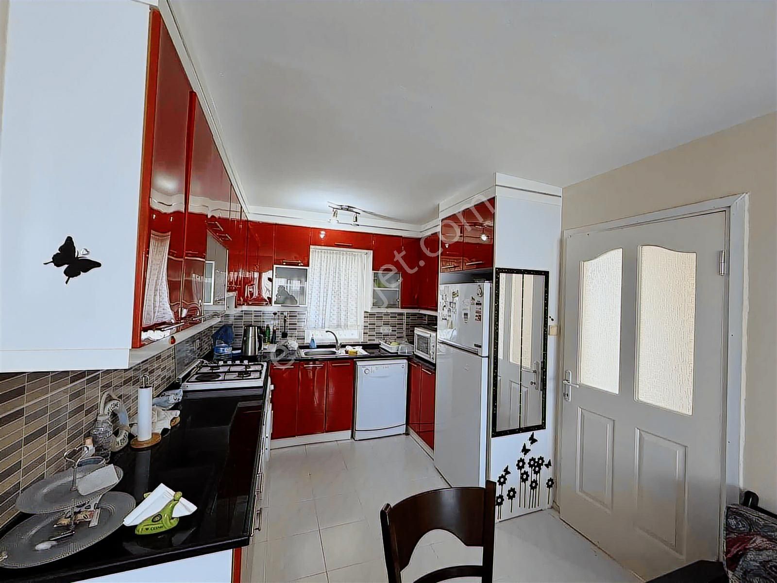 Çeşme Fenerburnun'da 1+1 Fırsat Satılık Daire - Görsel 23