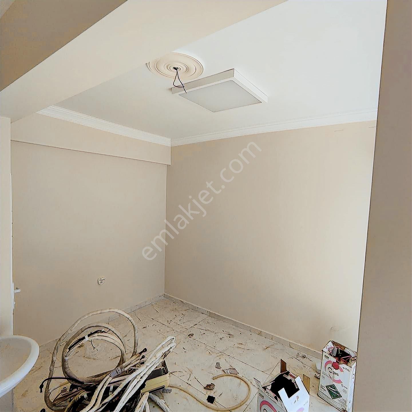 Buca Mustafa Kemal'de Tadilatlı Kiralık Dükkan - Görsel 13