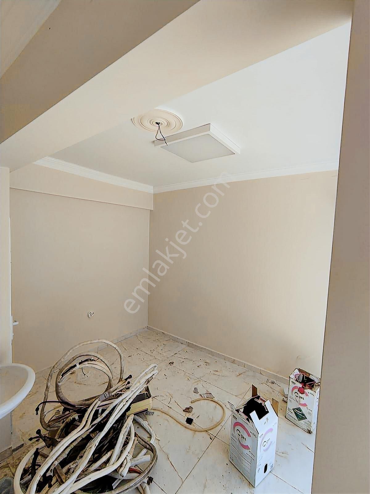 Buca Mustafa Kemal'de Tadilatlı Kiralık Dükkan - Görsel 7