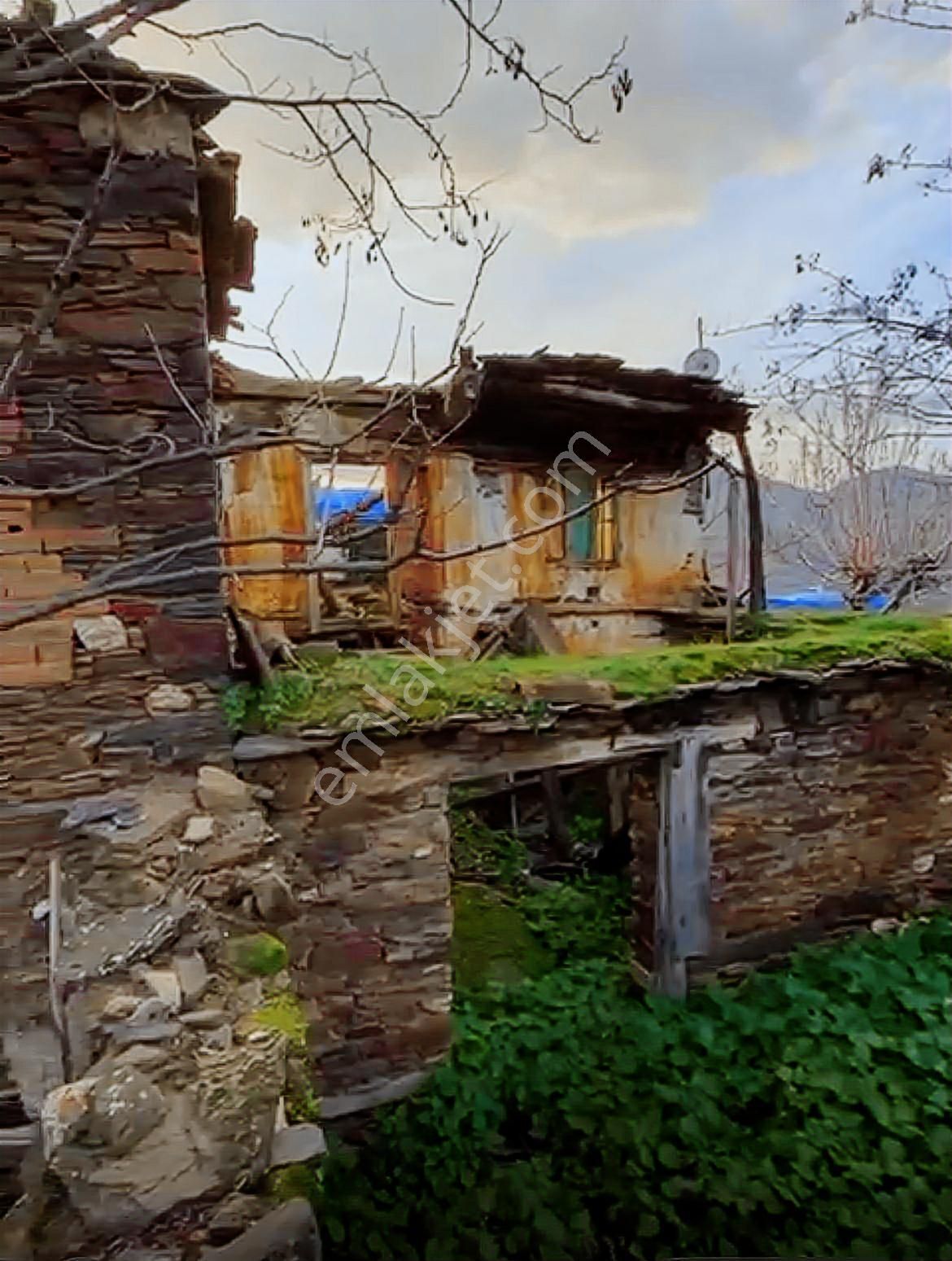 Bayındır Karahayıt Acil Satılık Müstakil Ev Ve Arsası - Görsel 13