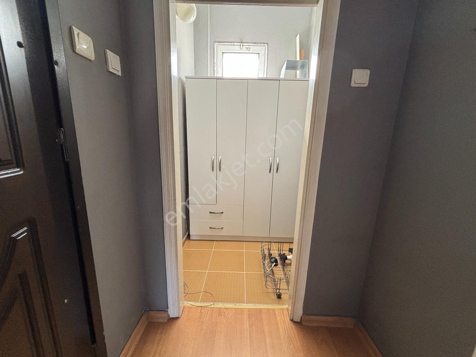 Narlıdere Ilıca Da Kiralık 2+1 Daire - Görsel 9