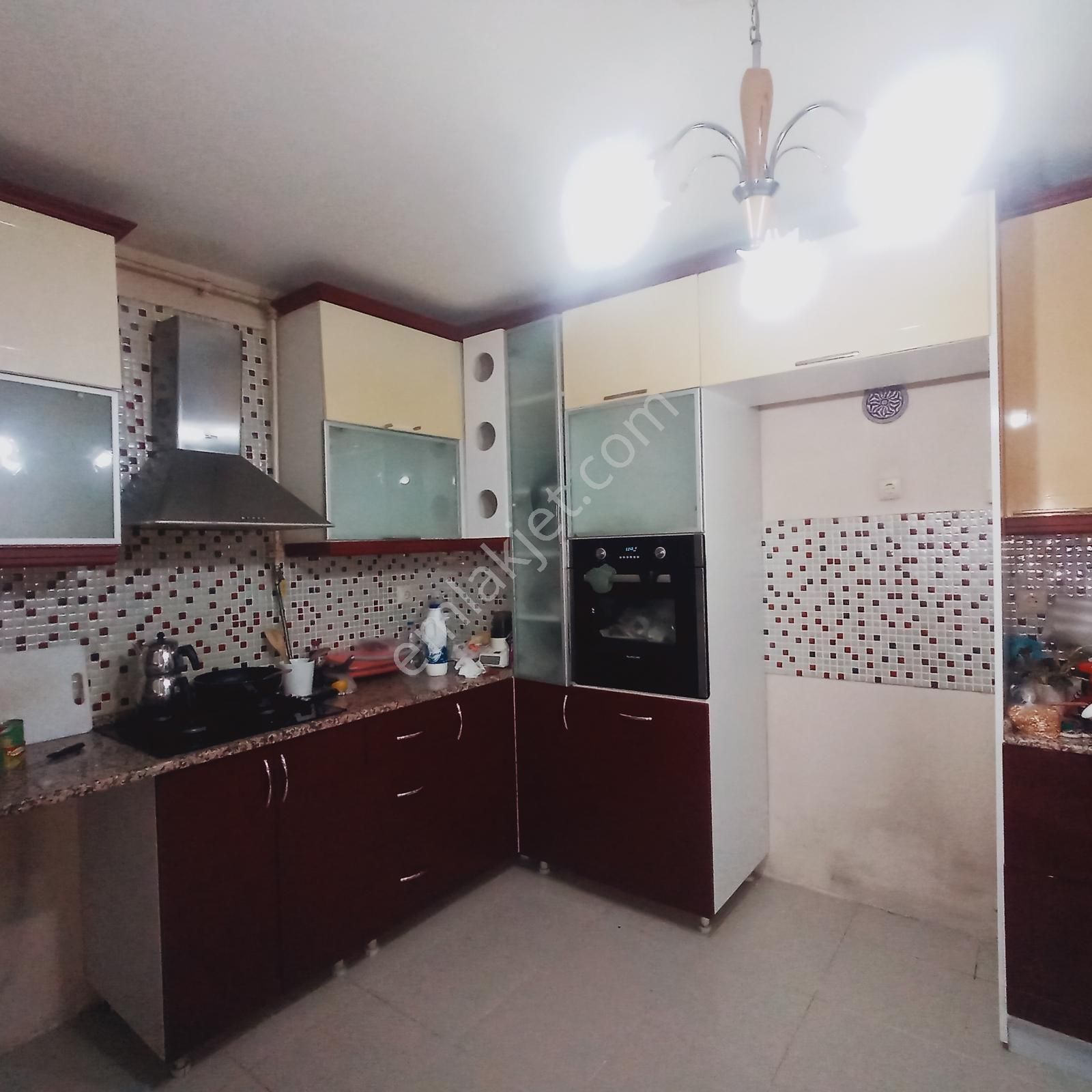 Karşıyaka İzbana 50 M Mesafede Site İçi Yapılı 3+1 160 M2 - Görsel 6