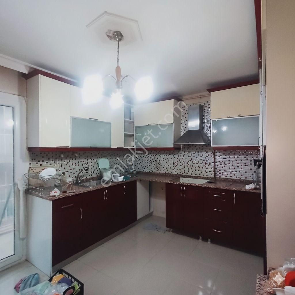 Karşıyaka İzbana 50 M Mesafede Site İçi Yapılı 3+1 160 M2 - Görsel 5