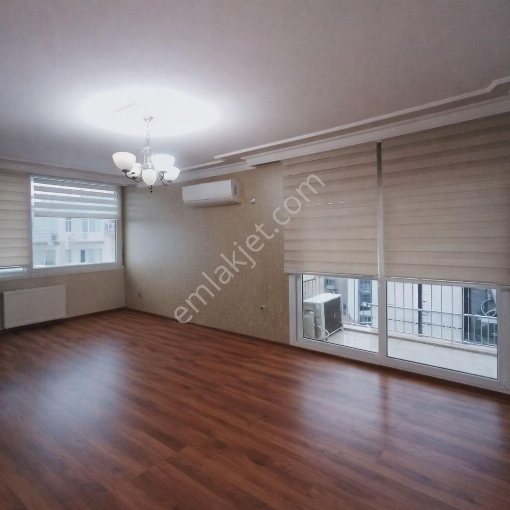 Karşıyaka İzbana 50 M Mesafede Site İçi Yapılı 3+1 160 M2 - Görsel 9